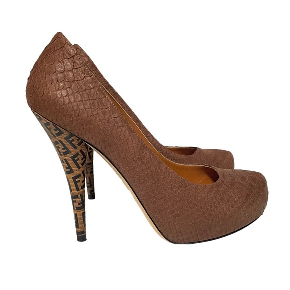 Fendi Shoes - FENDI Logo Python Embossed Leather Round Toe Designer Heels - Size 10 - Brown
